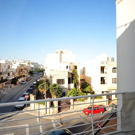 E040 - Swieqi Apartamento