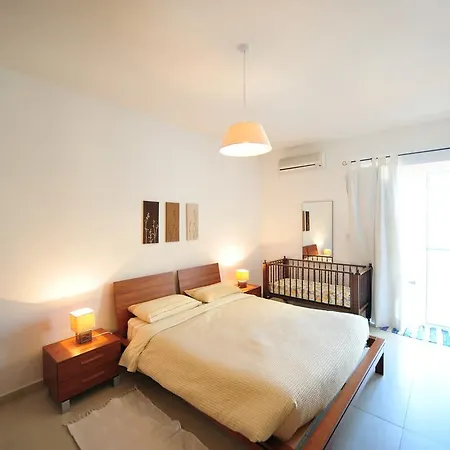 E040 - Swieqi Apartmán